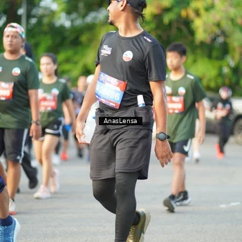 Runner Photo 3967234