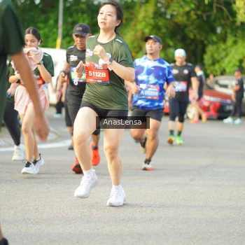 Runner Photo 3967270