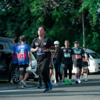Runner Photo 3967279