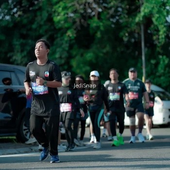 Runner Photo 3967283