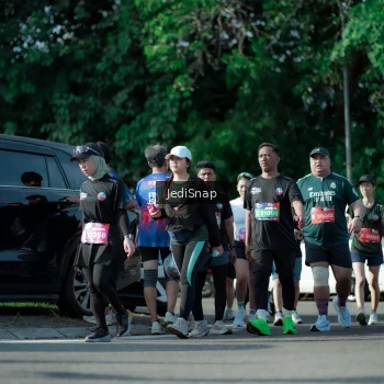 Runner Photo 3967292