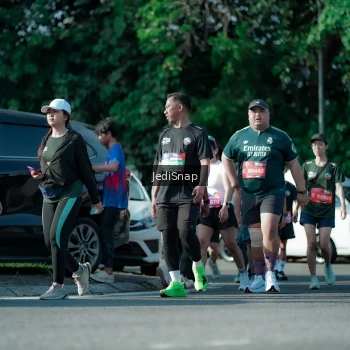 Runner Photo 3967295
