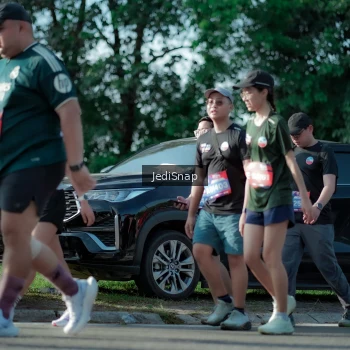 Runner Photo 3967296