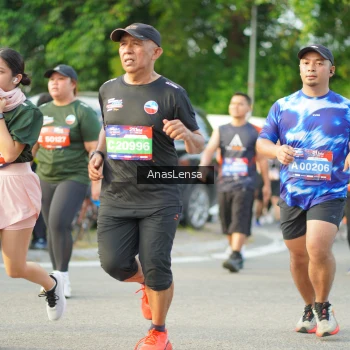 Runner Photo 3967323