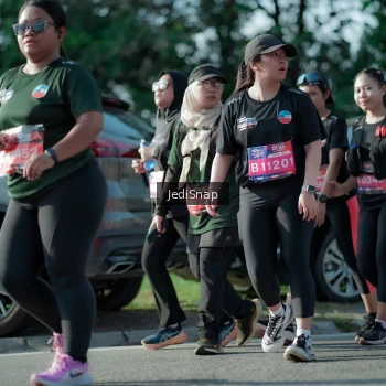 Runner Photo 3967343