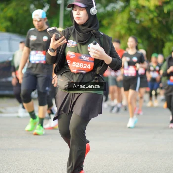 Runner Photo 3967346