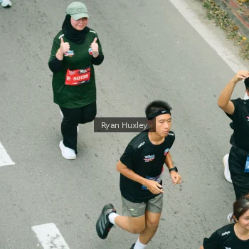 Runner Photo 3967370