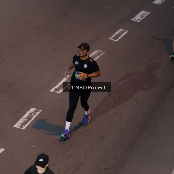 Runner Photo 3967386