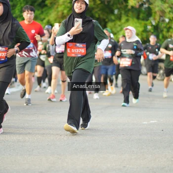 Runner Photo 3967400