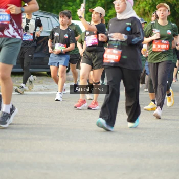 Runner Photo 3967424