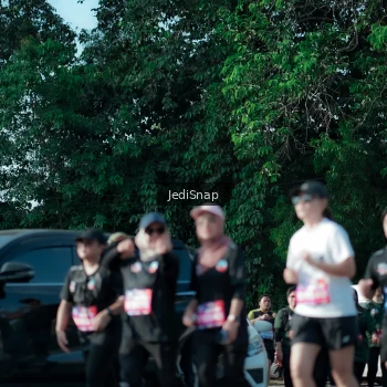 Runner Photo 3967465