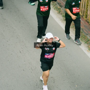 Runner Photo 3967478