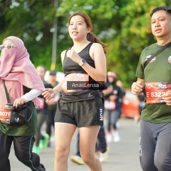 Runner Photo 3967516