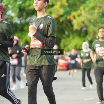 Runner Photo 3967519