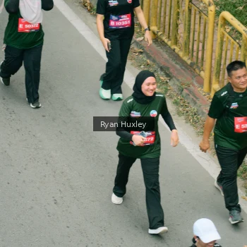 Runner Photo 3967535
