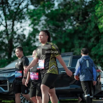 Runner Photo 3967548