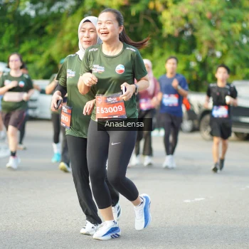 Runner Photo 3967559