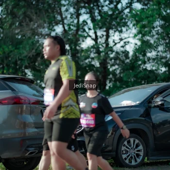 Runner Photo 3967579