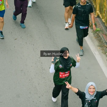 Runner Photo 3967584