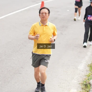 Runner Photo 3967597