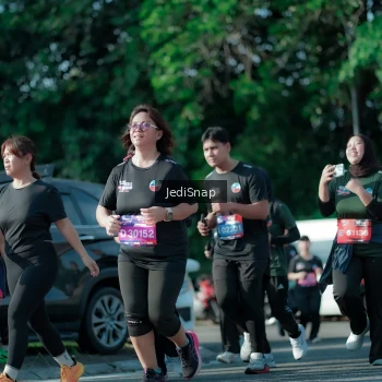 Runner Photo 3967635