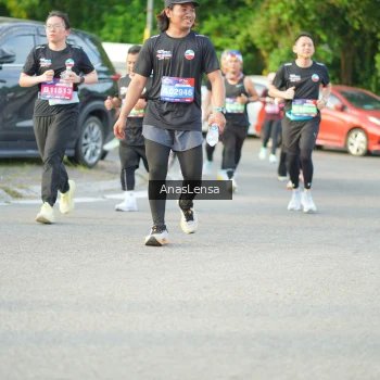 Runner Photo 3967670