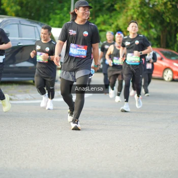 Runner Photo 3967676