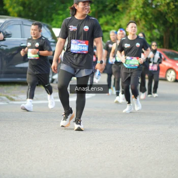 Runner Photo 3967678