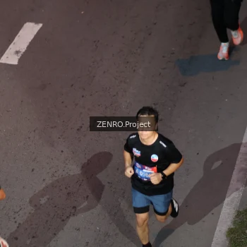 Runner Photo 3967697