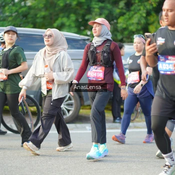 Runner Photo 3967713