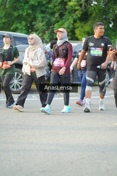Runner Photo 3967756