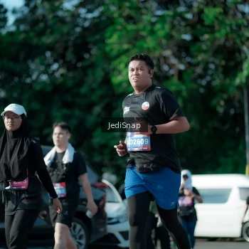 Runner Photo 3967809