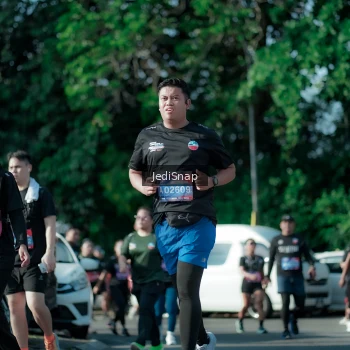 Runner Photo 3967812