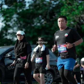 Runner Photo 3967816