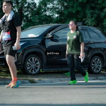 Runner Photo 3967844