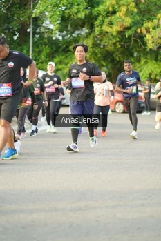 Runner Photo 3967856
