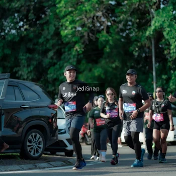 Runner Photo 3967878
