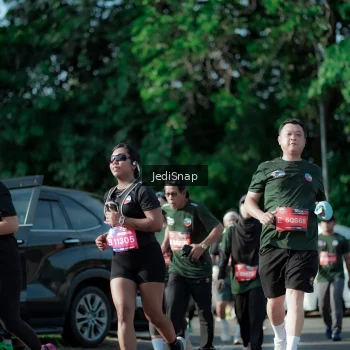 Runner Photo 3967881
