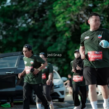 Runner Photo 3967900