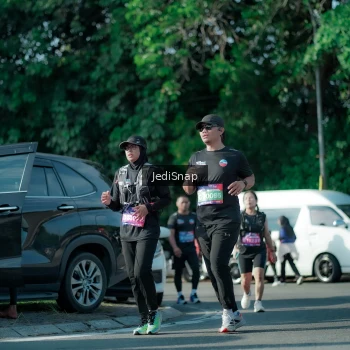 Runner Photo 3967960