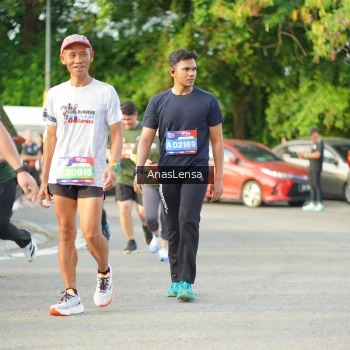 Runner Photo 3967975