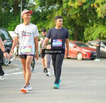 Runner Photo 3967994