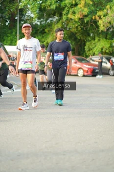 Runner Photo 3967998