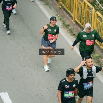 Runner Photo 3968005