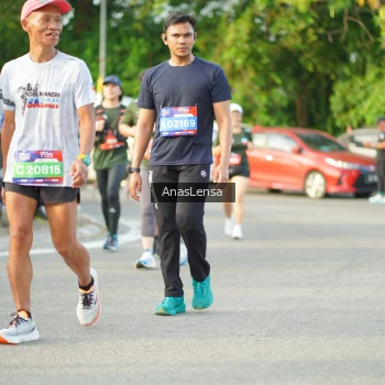Runner Photo 3968014