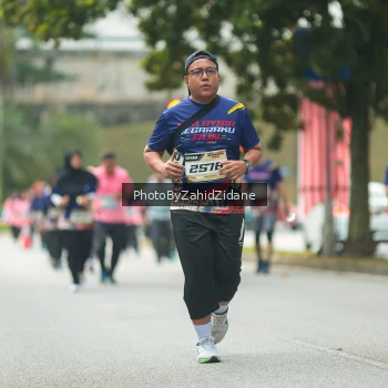Runner Photo 3968036