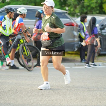 Runner Photo 3968059