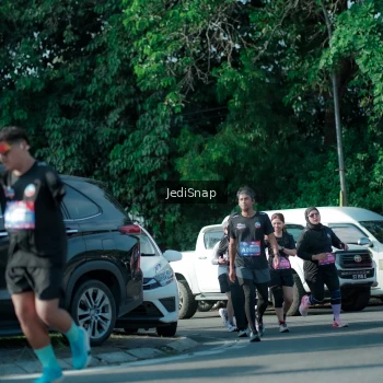 Runner Photo 3968182