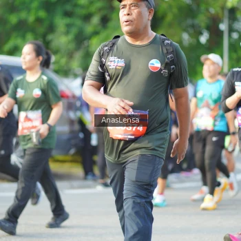 Runner Photo 3968185