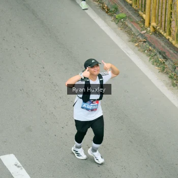 Runner Photo 3968272